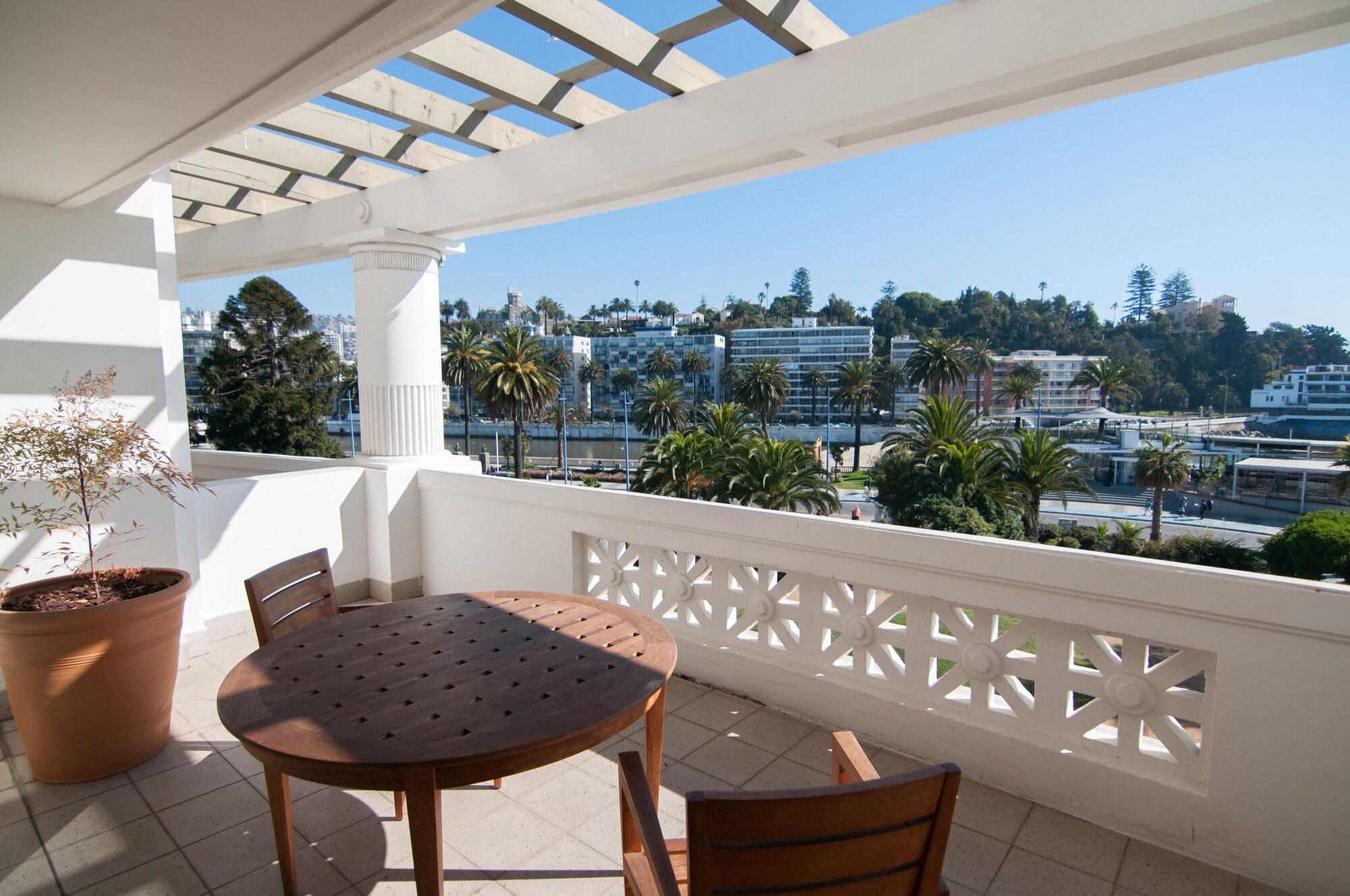 Enjoy Vina Del Mar Hotel Exterior photo Balcony